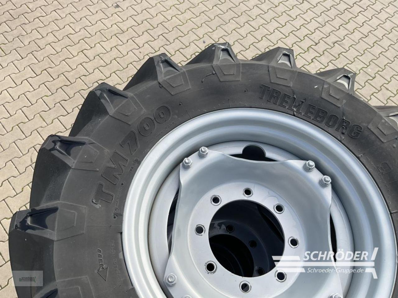 Zwillingsrad του τύπου Massey Ferguson 2X 380/70 R24 + 2X 480/70 R34 | NEU, Gebrauchtmaschine σε Holdorf (Φωτογραφία 5)